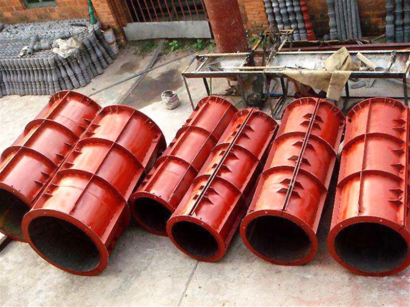 關于水泥制管機地下輸水管道的設計